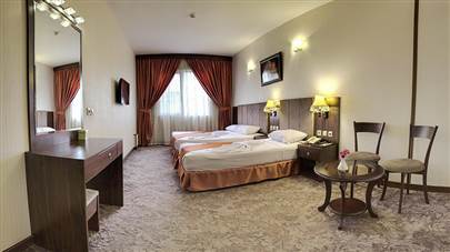 اتاق سه تخته هتل کیانا مشهد